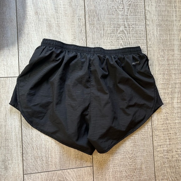 Nike Black Athletic Shorts with Elastic Waistband - Picture 2 of 3